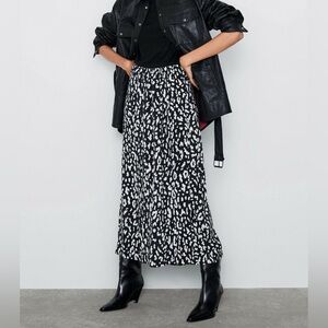 ZARA Black and Cream Lightweight Print Faux Wrap Maxi Skirt Culotte Pants